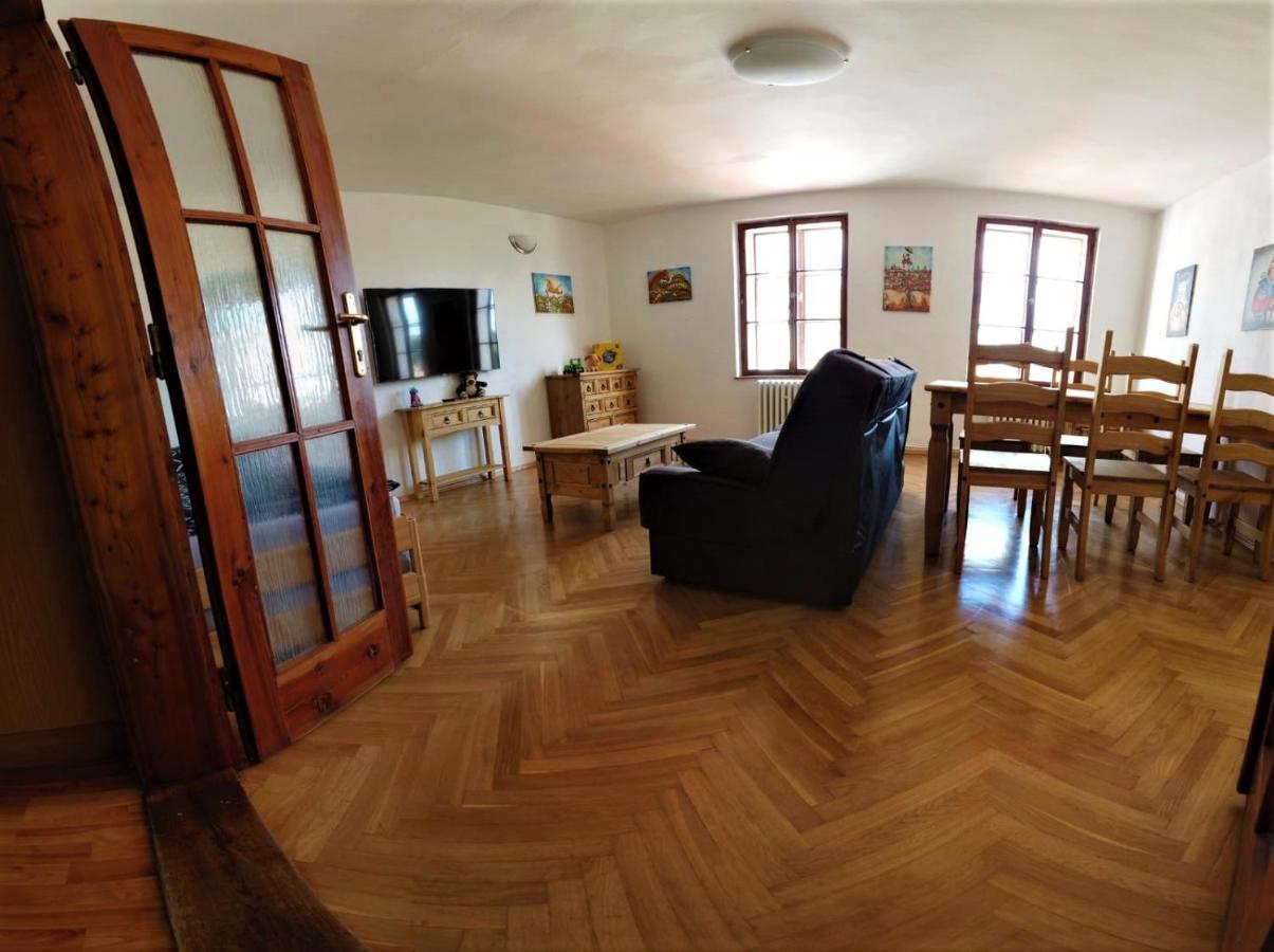 Apartment Galerie Marie Чески-Крумлов Экстерьер фото